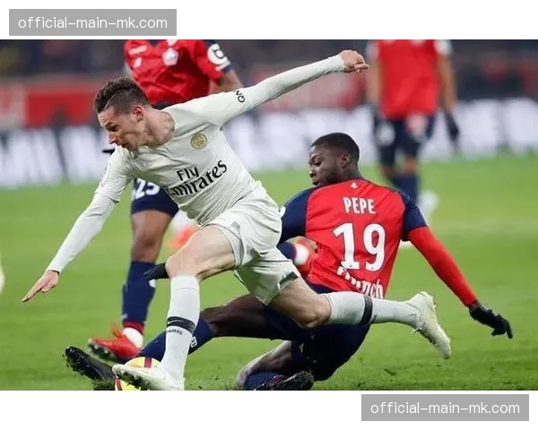 里尔发布新款球迷APP测试版，集成实时战术板与球员跑动热图功能