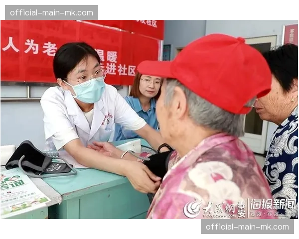 拜仁慕尼黑联合当地社区启动青少年足球公益计划，深耕本土人才储备